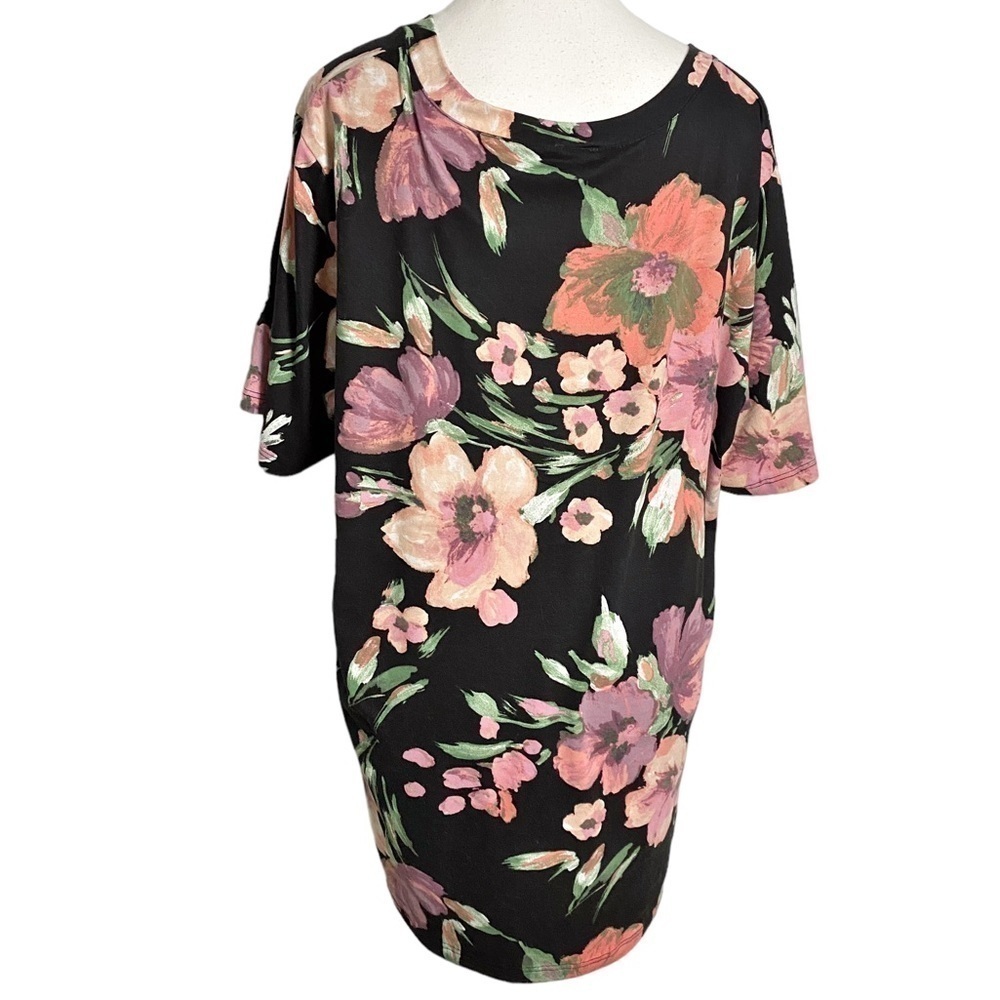 The Zig Zag Stripe Black with Pink Floral V-Neck Short Sleeve Shirt - Picture 2 of 10